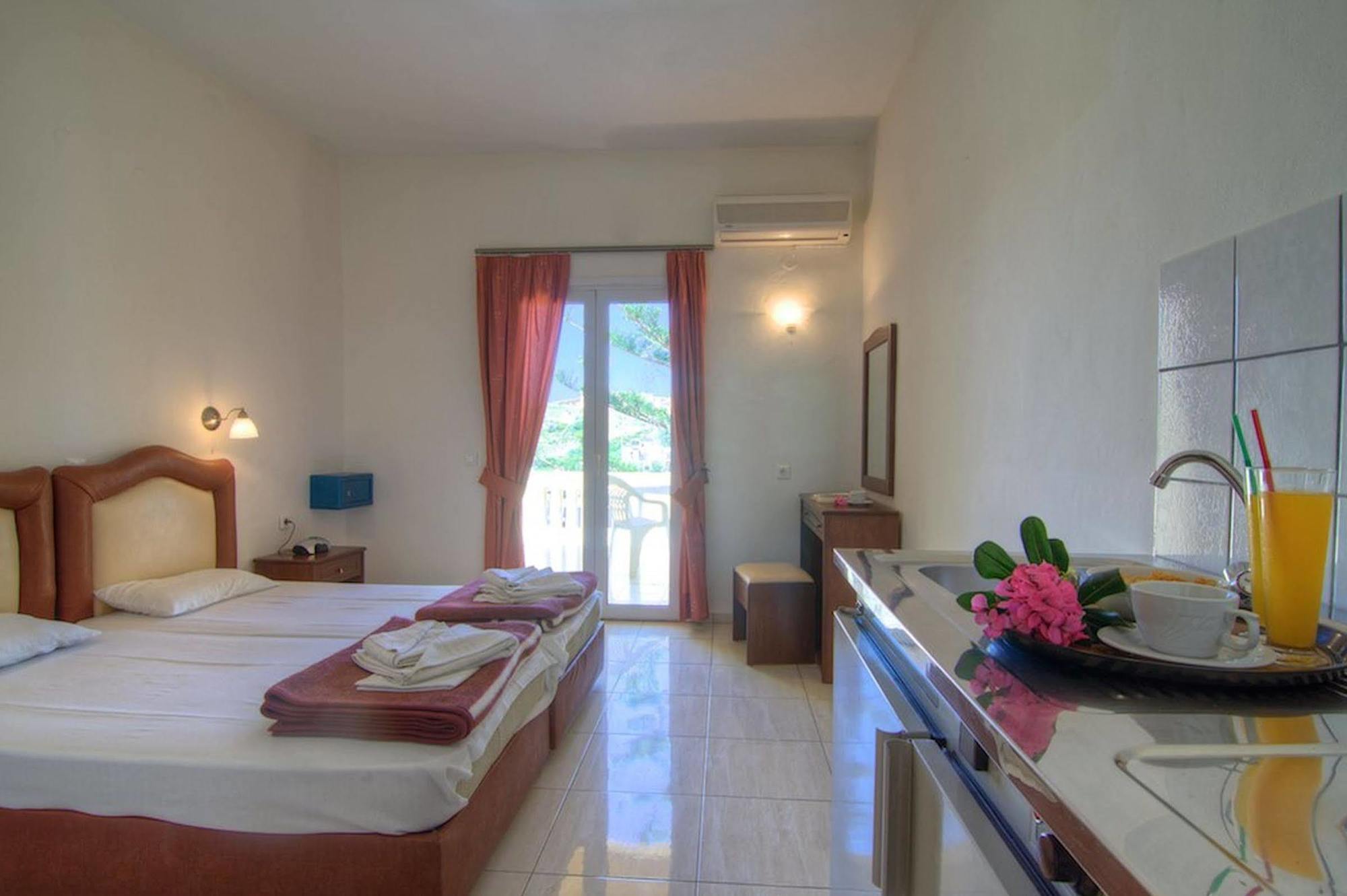 Aparthotel Athina Bali  Exterior photo
